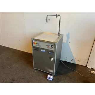 Infinity XL moulding machine