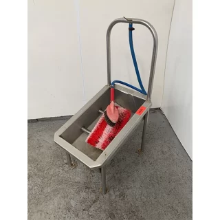 Manual bootwasher